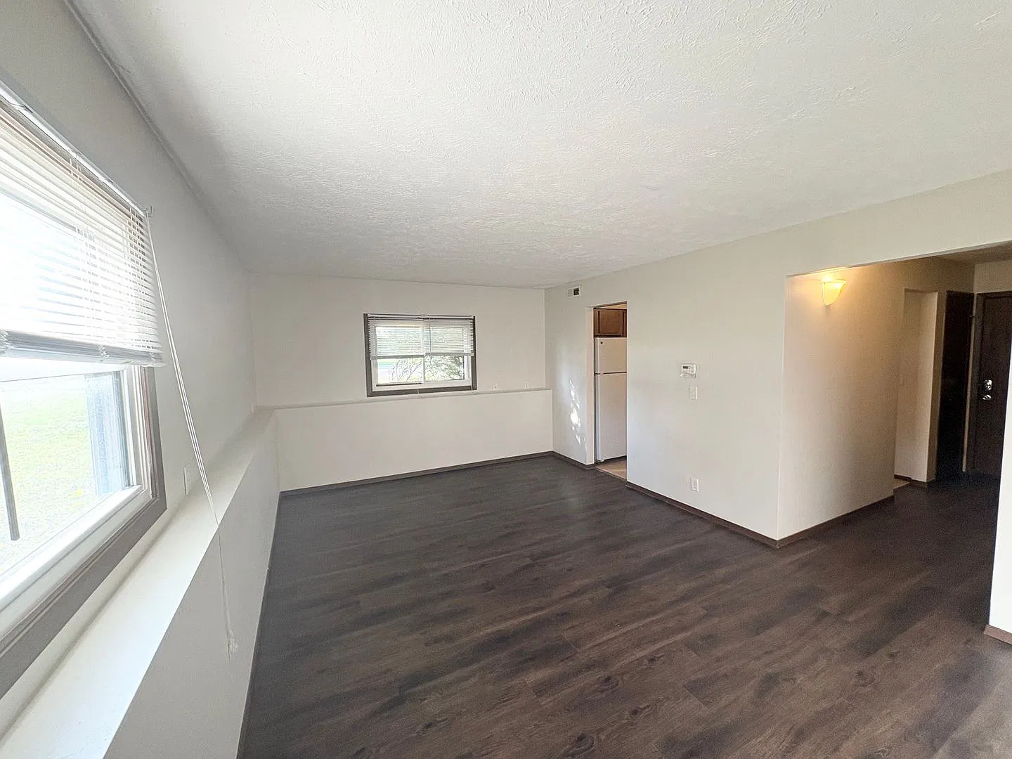 112 W. Raab Rd. — Photo 4