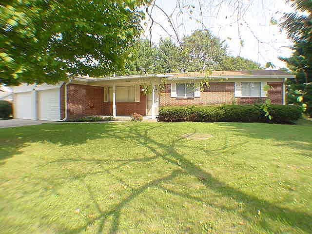 1st image of 16142 E Lake Shore Dr S