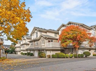 2733 Parkway Dr #2, Surrey, BC V4P 3P7