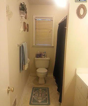 2nd image of 18 Southpine Ct