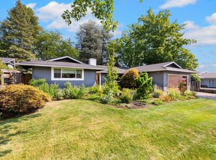 249 White Oak Rd, Medford, OR 97504