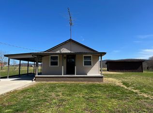 776 Pugh Rd, Crossville, TN 38555