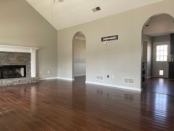 5th image of 114 Nelson Ridge Dr