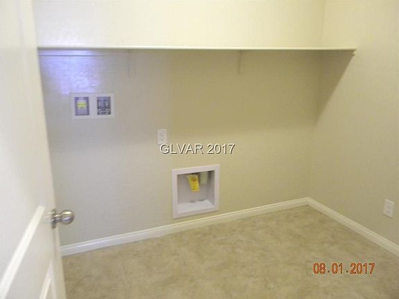 3rd image of 9849 Sage Canyon St