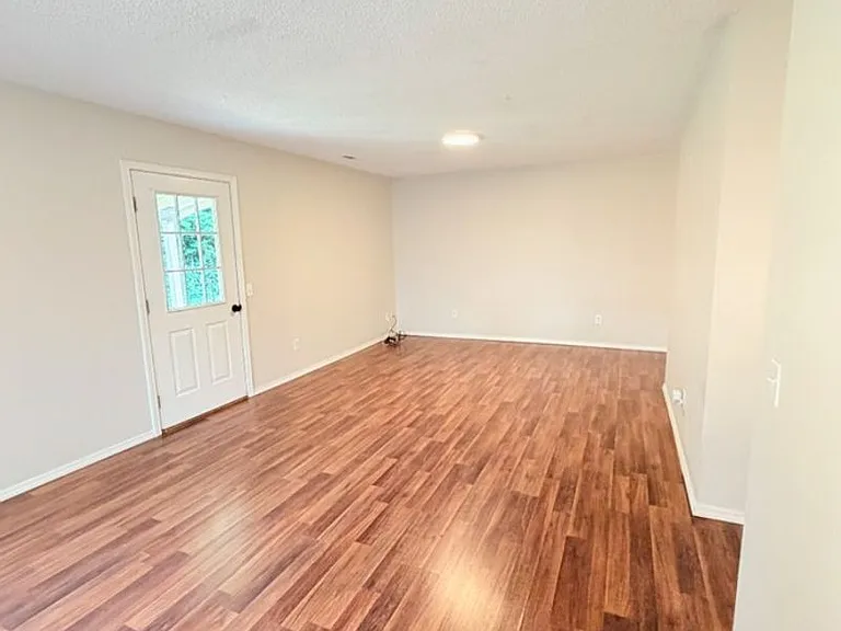 2607 Purdue Cir — Photo 6