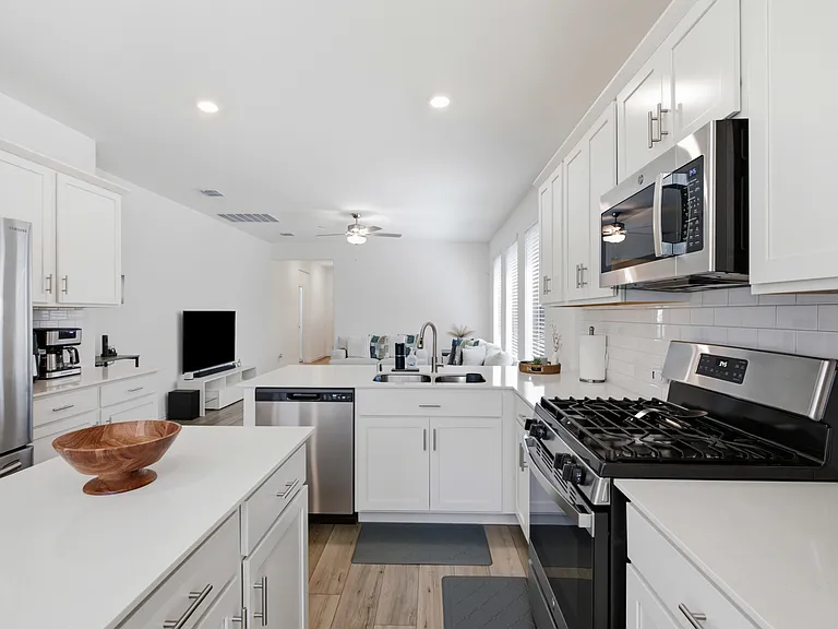 1121 Western Yarrow Ave — Photo 15