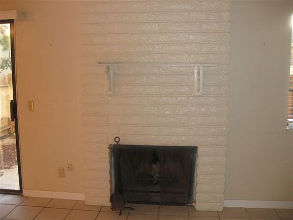 3rd image of 972 Marlin Dr