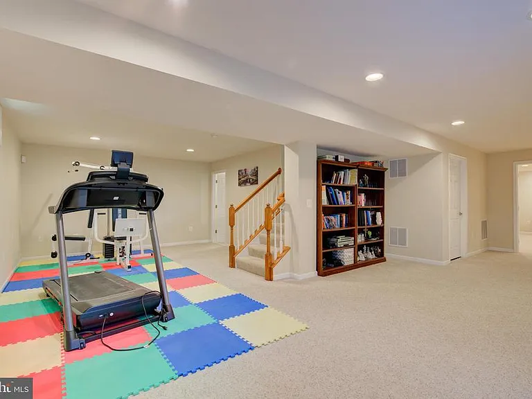 25291 Kilkeen Way — Photo 33