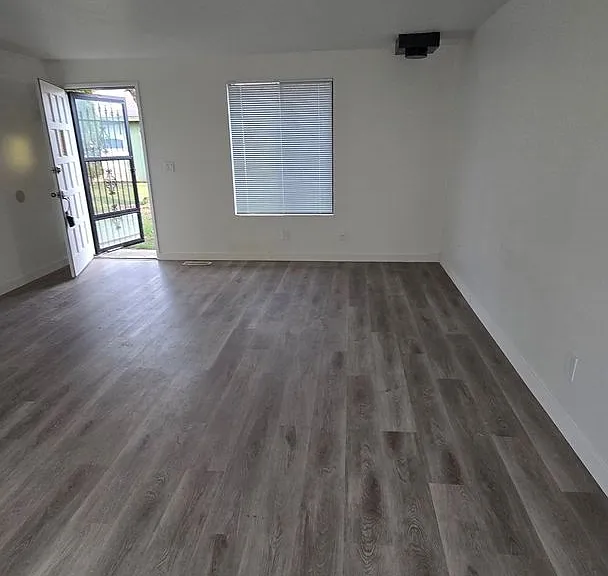 3103-3113 Brittany Dr — Photo 1