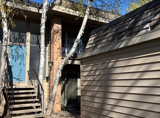 6421 Colony Way APT 2B, Edina, MN 55435