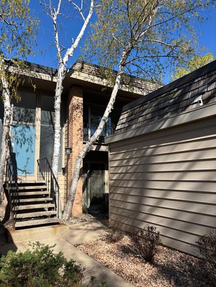6421 Colony Way APT 2B, Edina, MN 55435