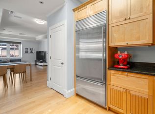 17 Worcester St APT 9, Boston, MA 02118
