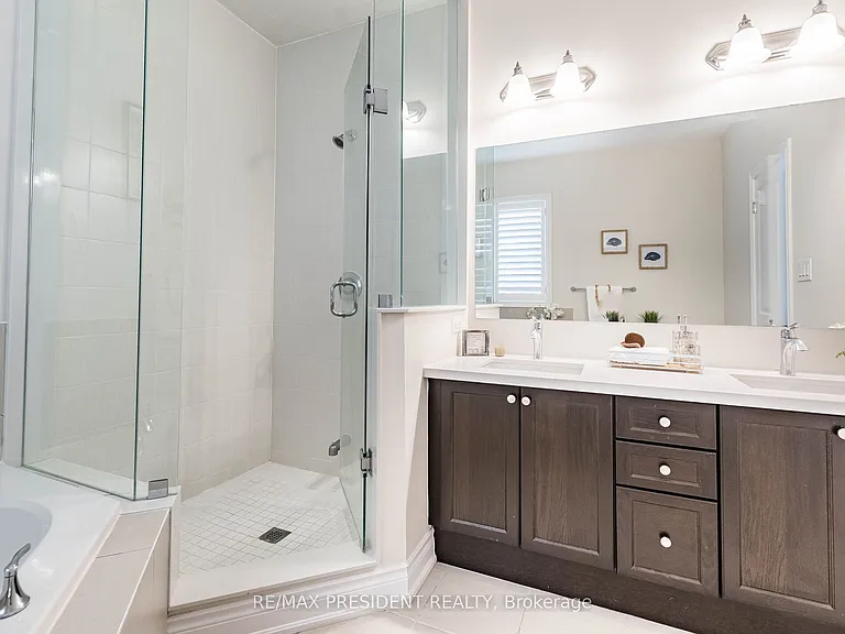 16 Monarch Dr — Photo 25