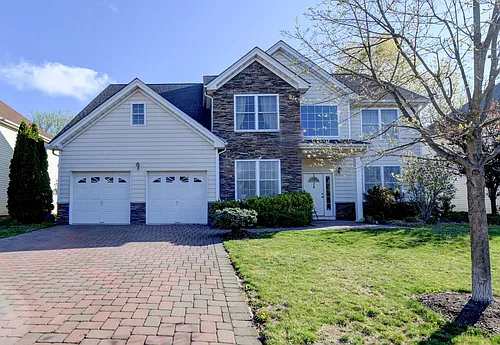 26 Pine Ln Photo 1
