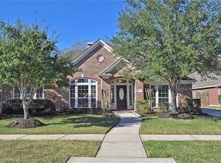 12631 Winding Manor Dr, Houston, TX 77044