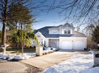 14 Chris Ann Ct, Old Bridge, NJ 08857