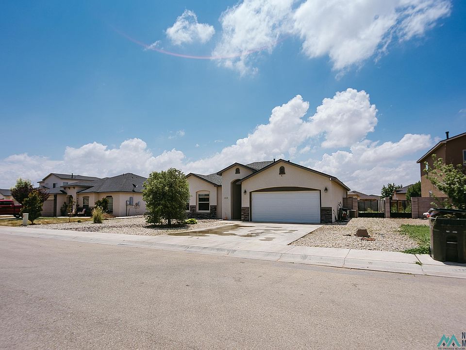 1st image of 323 Warachie Ln