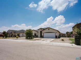 323 Warachie Ln, Carlsbad, NM 88220
