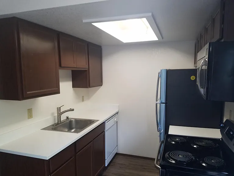 336 W Elizabeth St #4 — Photo 19