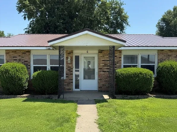 201 Martin Court Triplex, 201 Martin Ct APT C, Catlin, IL 61817