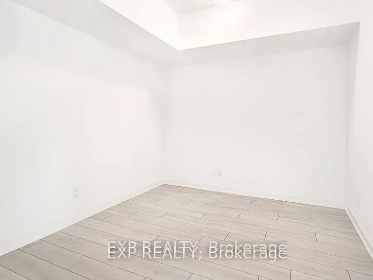 2033 Kennedy Rd #707 — Photo 31