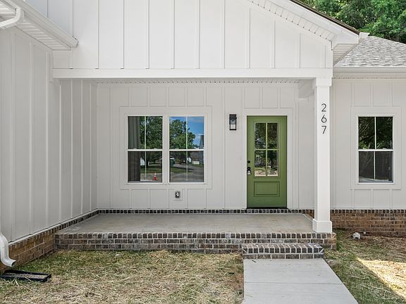 4th image of 267 Brookfield Cir