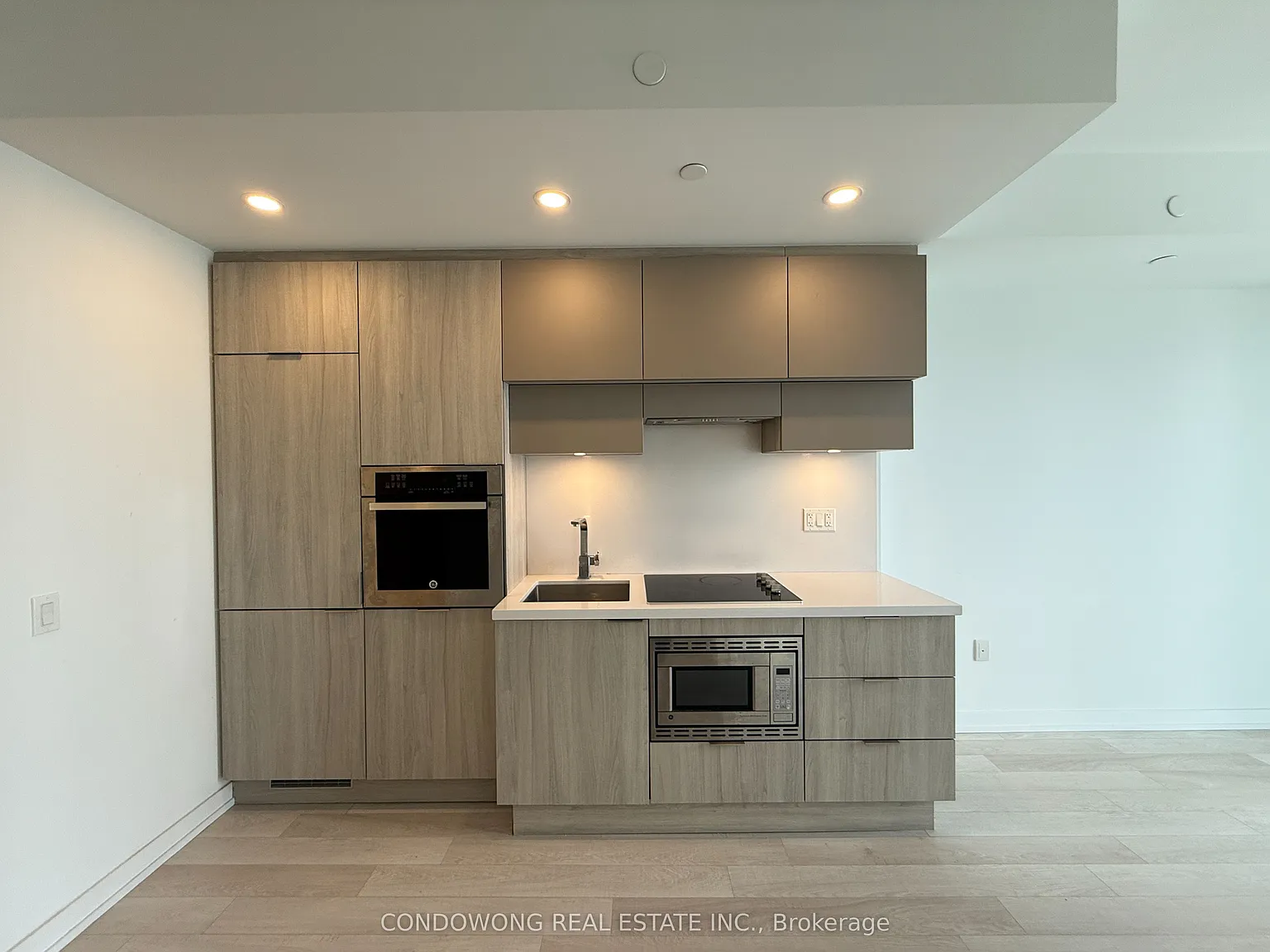 2 bed, $2,500 — Photo 3