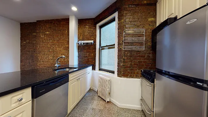 Rented by Bond New York | media 16