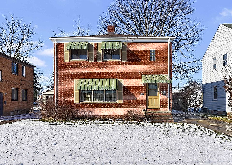 1st image of 3500 W 210th St
