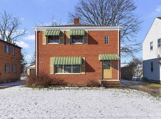 3500 W 210th St, Fairview Park, OH