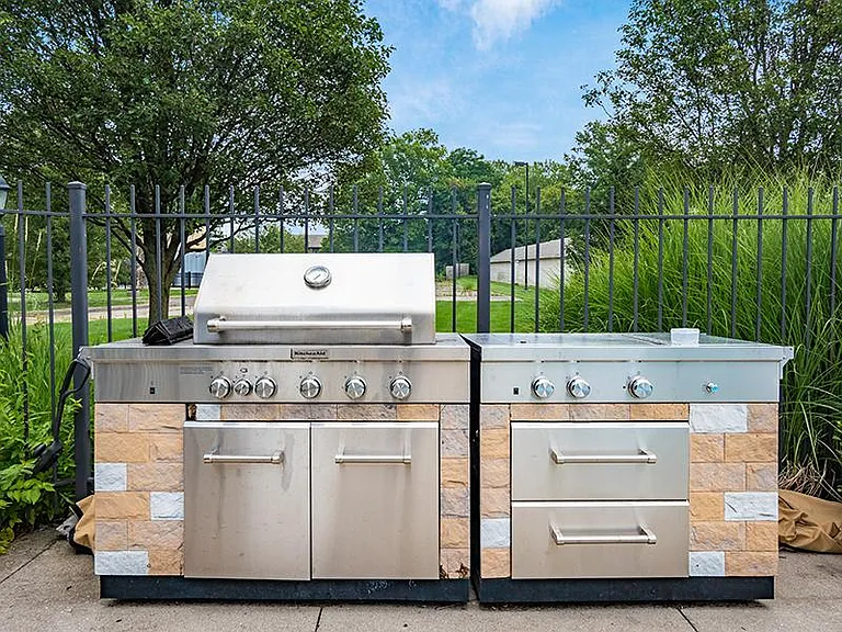 BBQ Grills