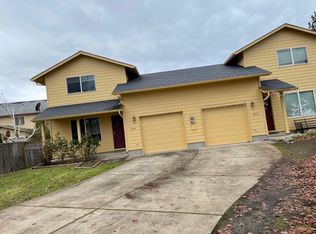 664 Oakdale Ave, Springfield, OR 97477