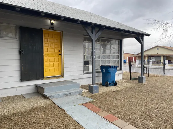 3514 Center Dr, Las Vegas, NV 89104
