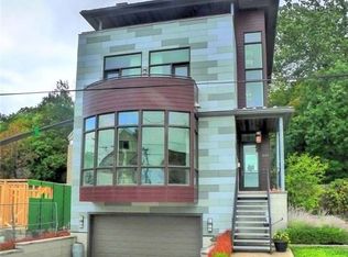 1991 E 126th St, Cleveland, OH 44106