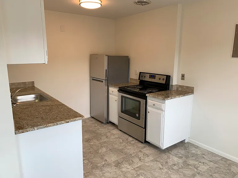 6512 Martin Luther King Way S — Photo 3
