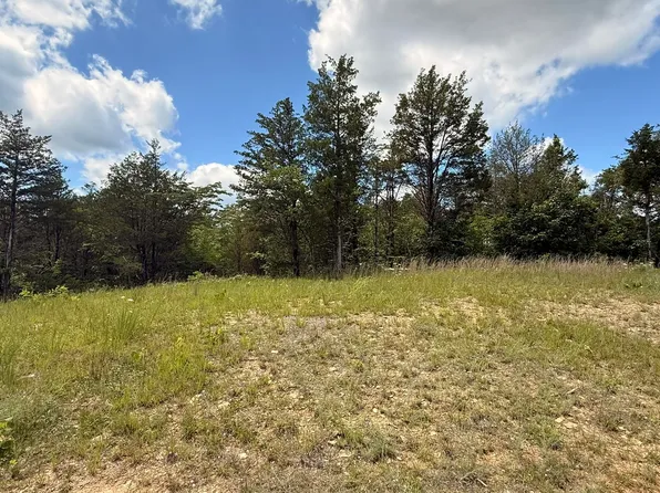 3 Walker Cemetery Rd, Bulls Gap, TN 37711