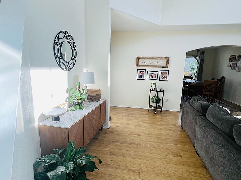 1st image of 16326 Vancil Ct SE