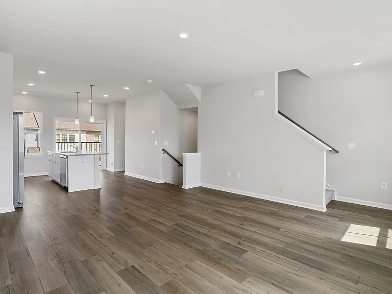 125 Brashear Ct — Photo 12
