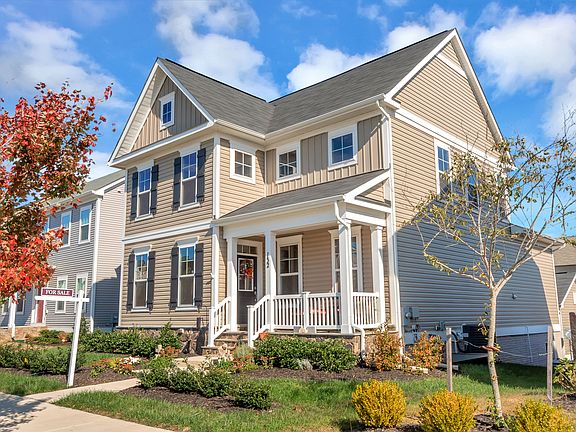 3rd image of 132 Gardenia Dr