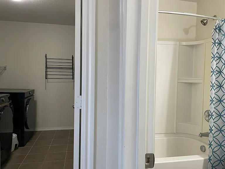 3738 Gallery Wls — Photo 12