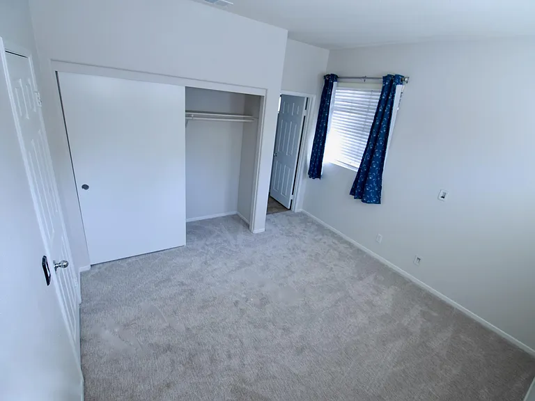 241 Seacountry Ln — Photo 13