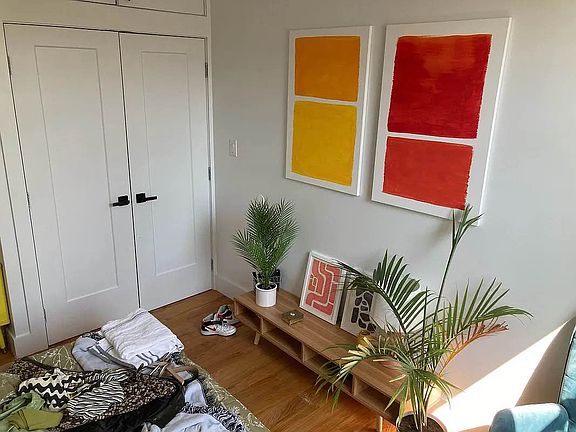 4th image of 279 Kosciuszko St #405