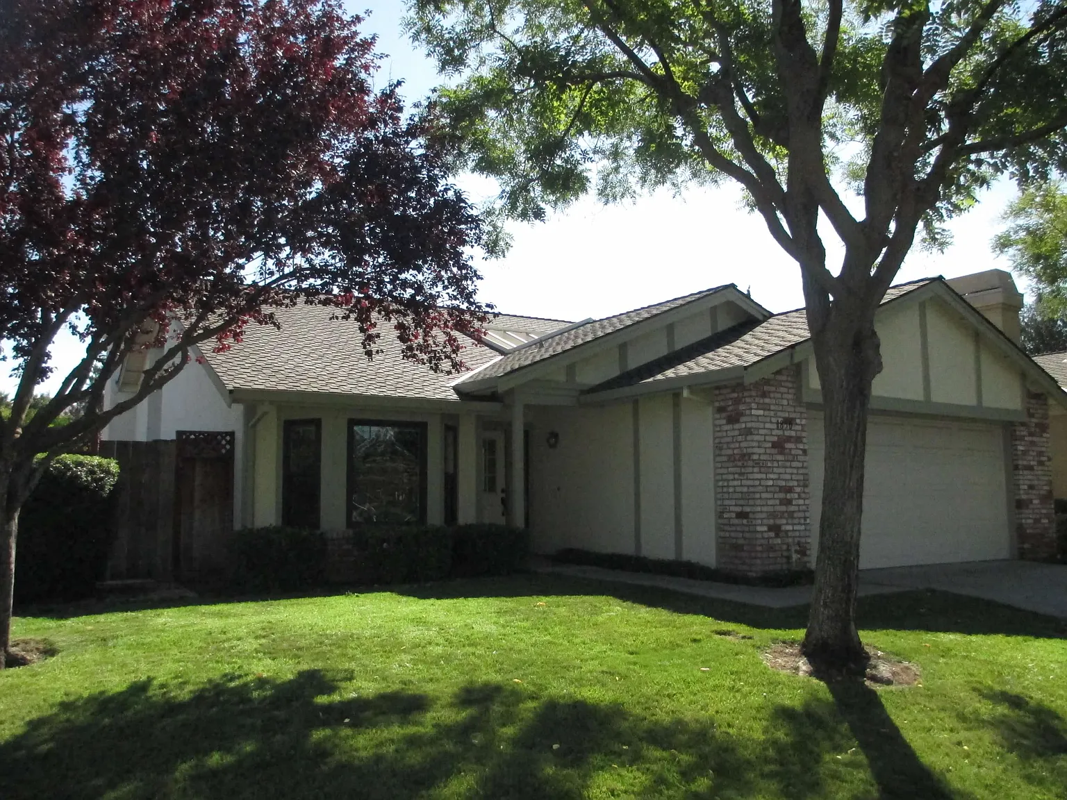 1850 Bayo Claros Cir photo 1