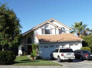 1040 Felicidad Dr, Fallbrook, CA 92028