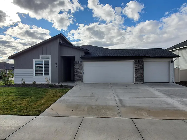 4891 W Sands Basin Dr — Photo 1