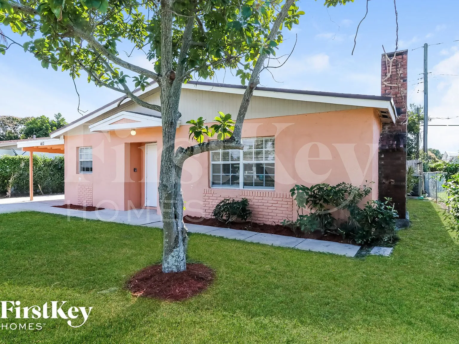 4 bed, 2.0 bath, 1564 sqft, $3,460 — Photo 3