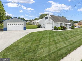 124 W Granger St, Hanover, PA 17331