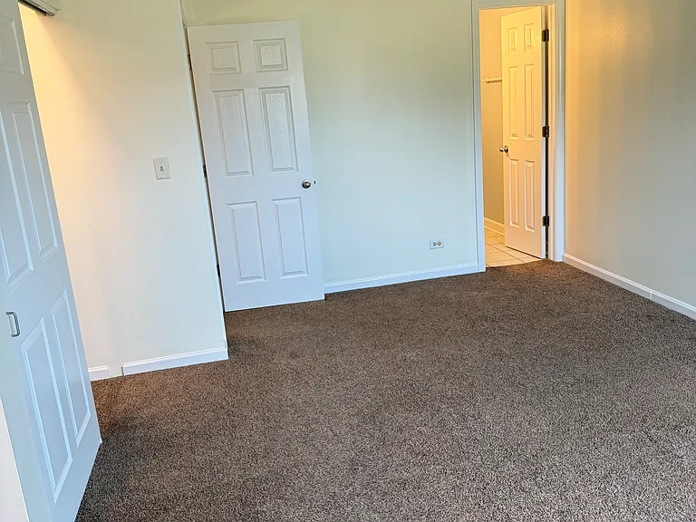2600 Brookwood Way Dr #103 — Photo 9