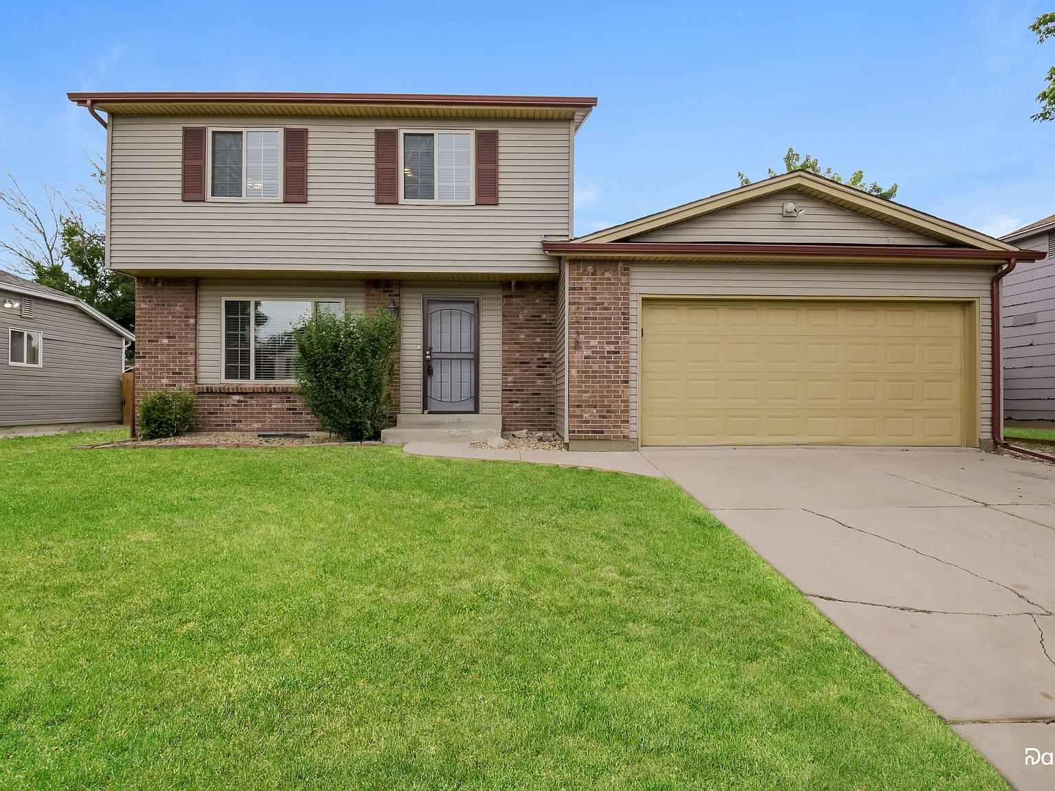 3 bed, 2.5 bath, 1550 sqft, $2,880 — Photo 1