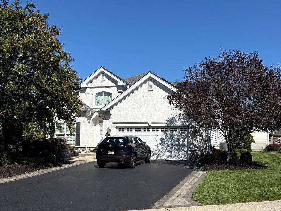 1st image of 9 Tavistock Dr